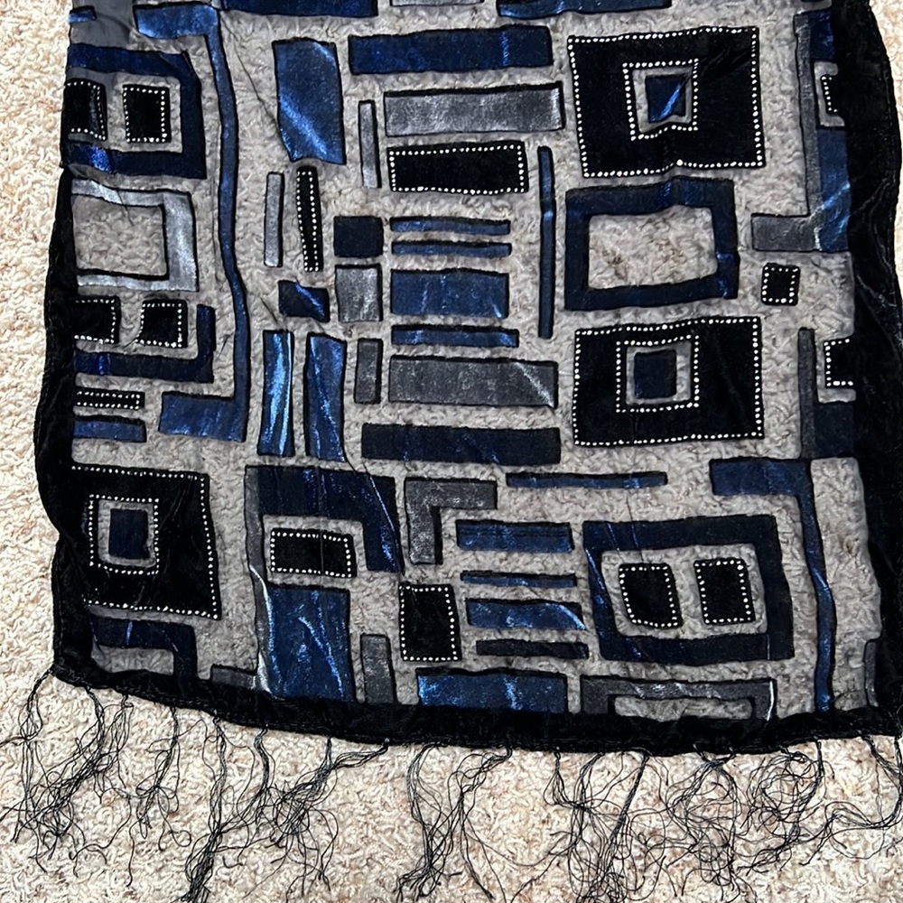 Scarf - Picture 3 of 3